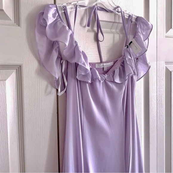 LOVERS + FRIENDS Leann Gown - Picture 11 of 12